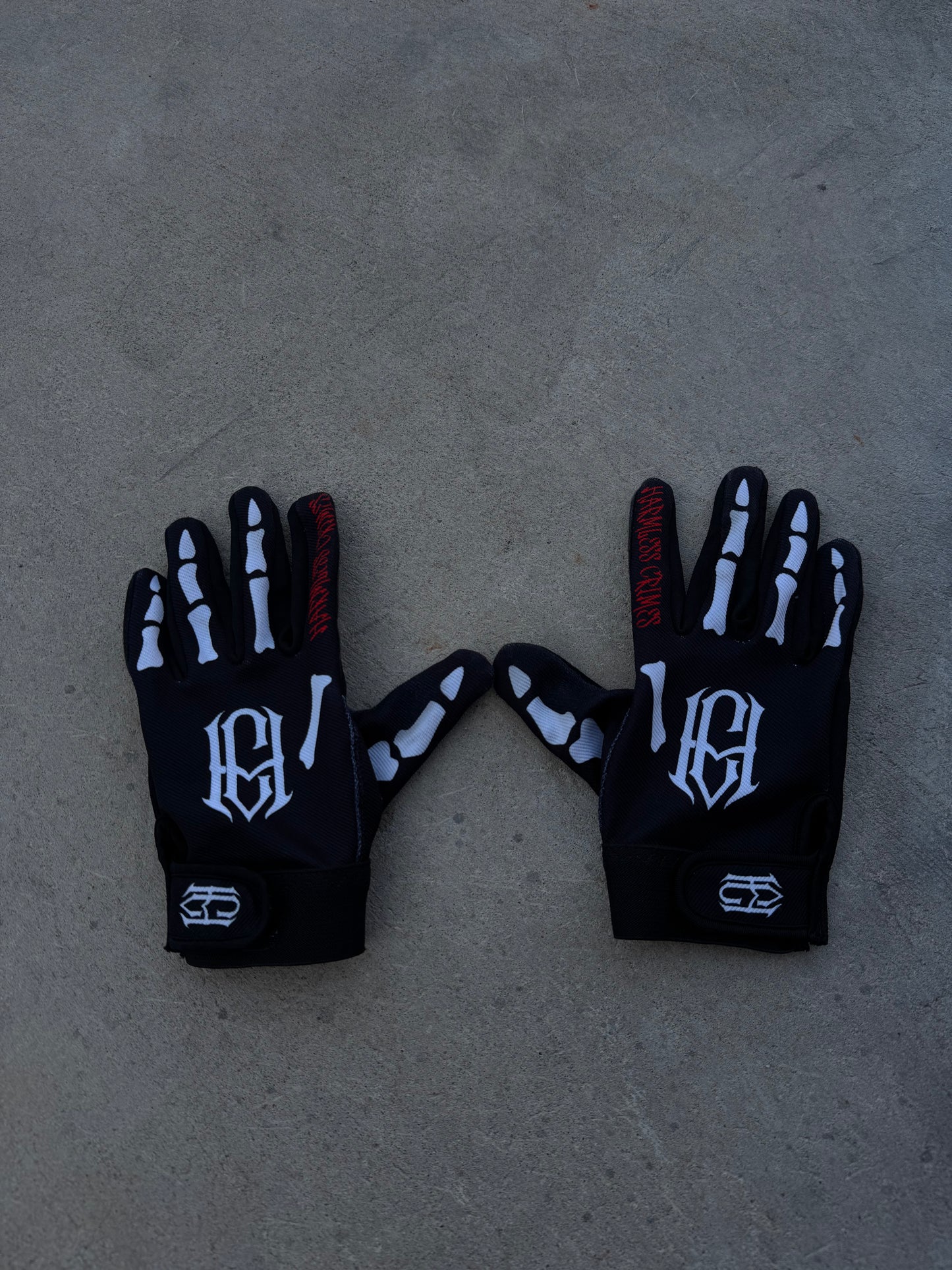Gloves