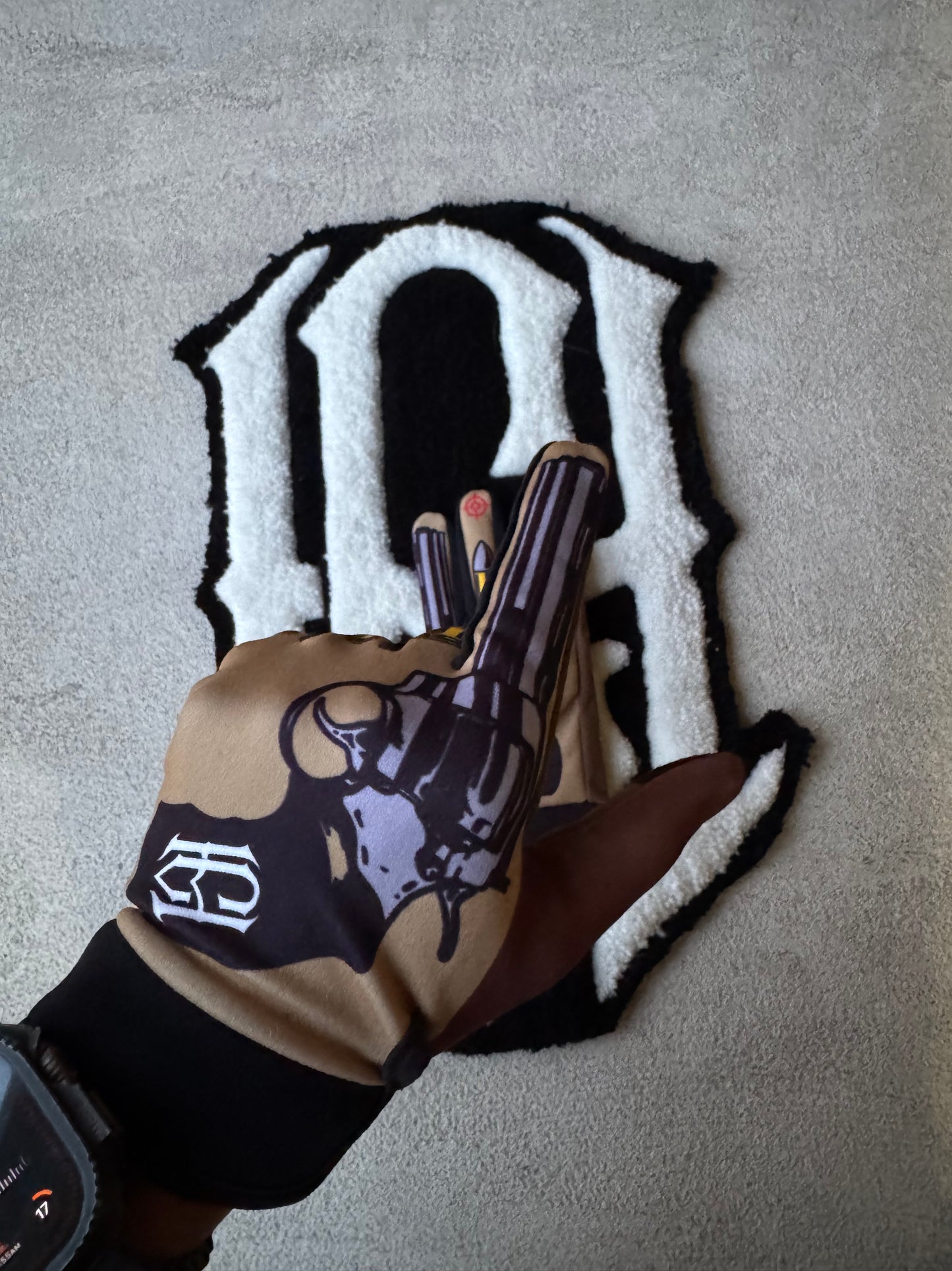 Gun slingers